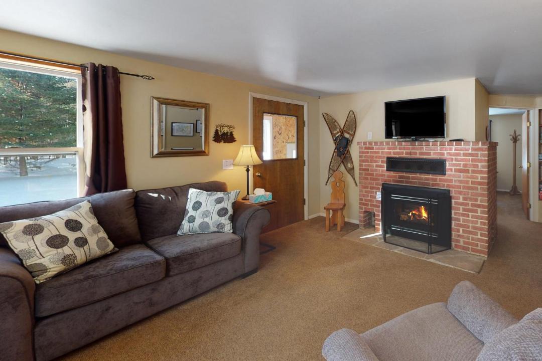 Photo of Livingroom in Manitowish Waters