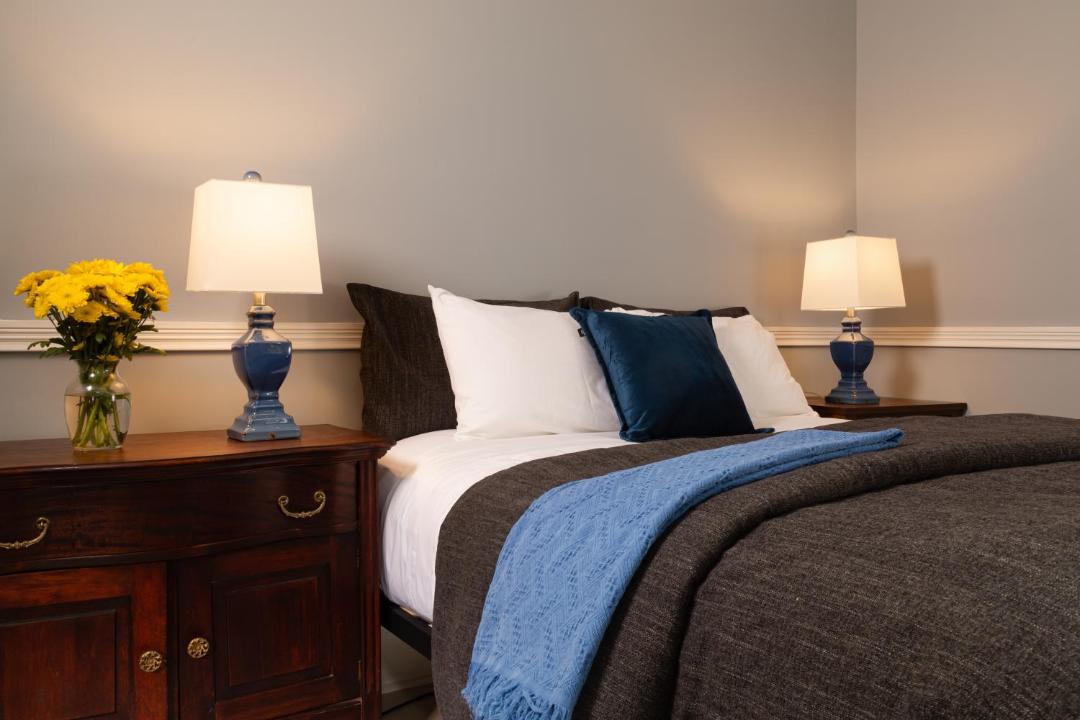 Photo of Bedroom in Utica