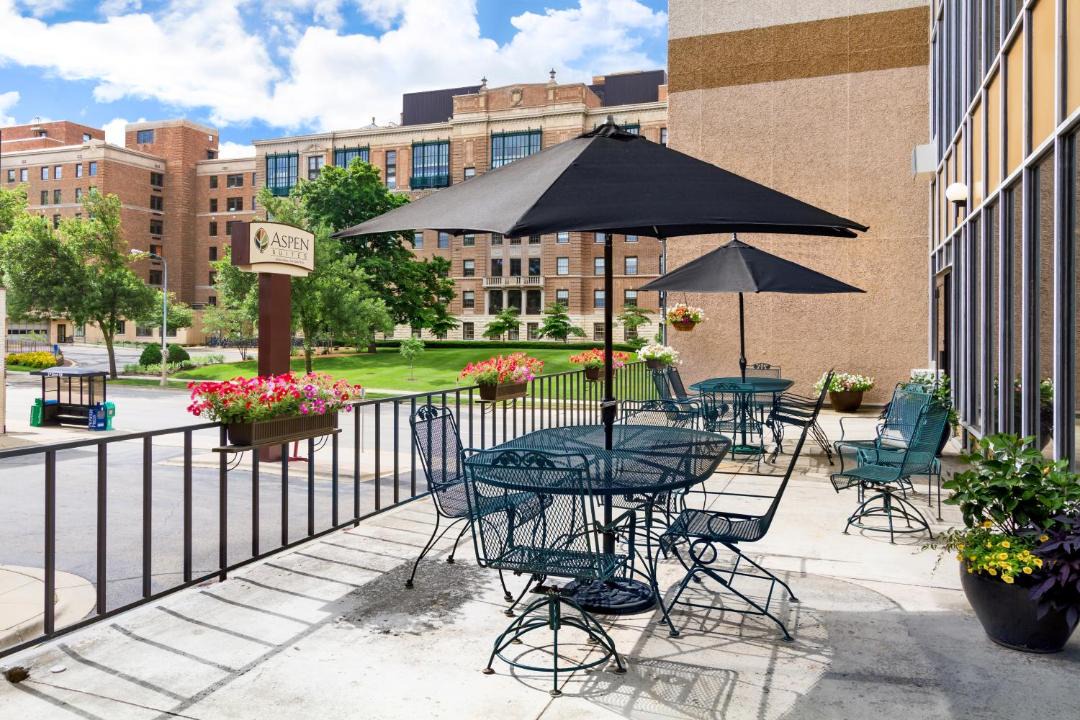 Photo of Patio Balcony in Kutzky Park