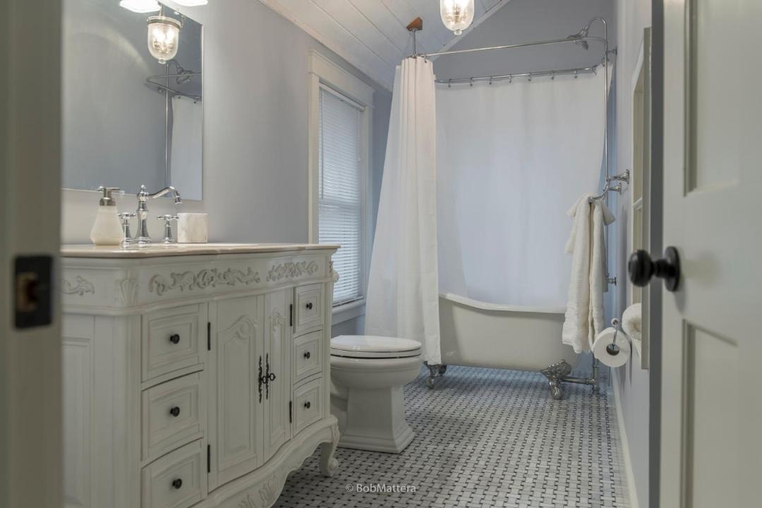 Photo of Bathroom in Lenox