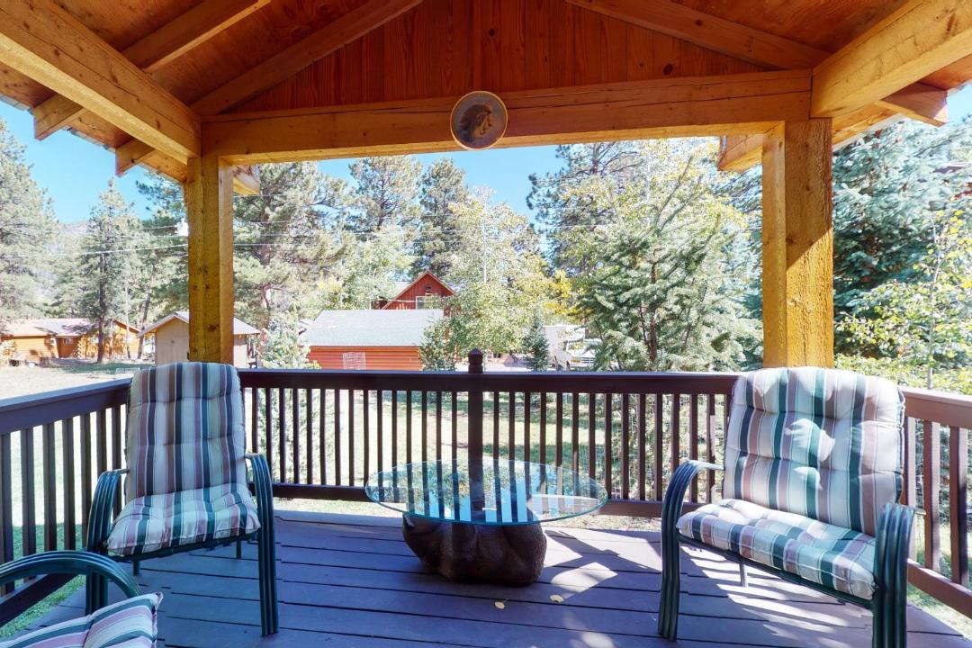 Photo of Patio Balcony in Ponderosa Pines