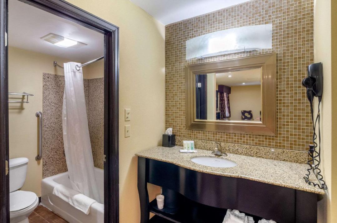Photo of Bathroom in Covington
