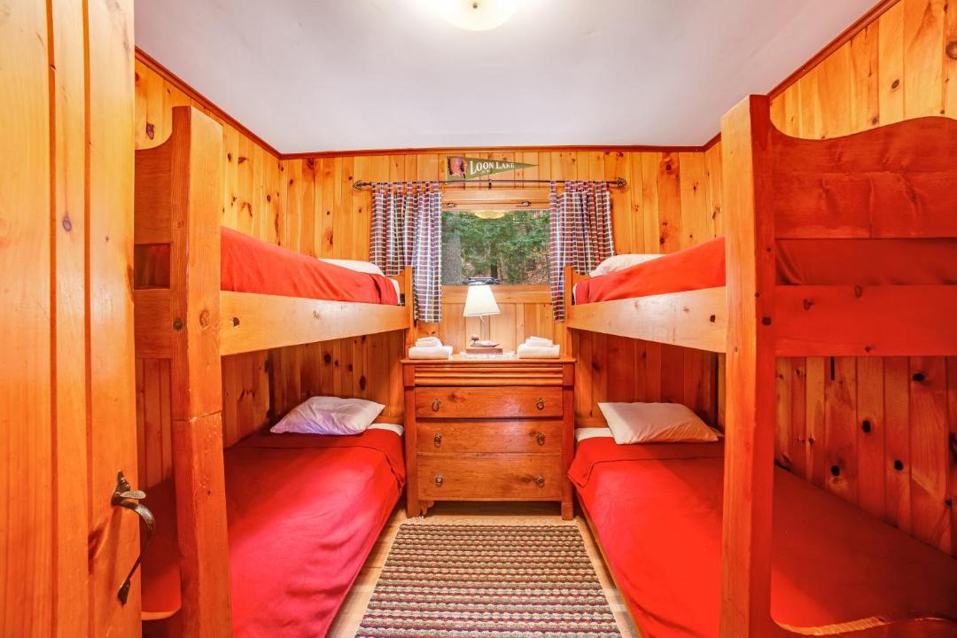 Photo of Bedroom in Chester Shores