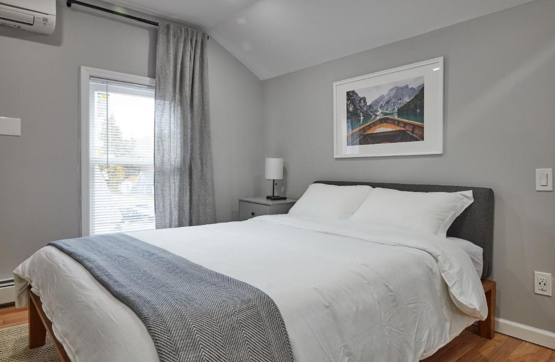 Photo of Bedroom in Ashland