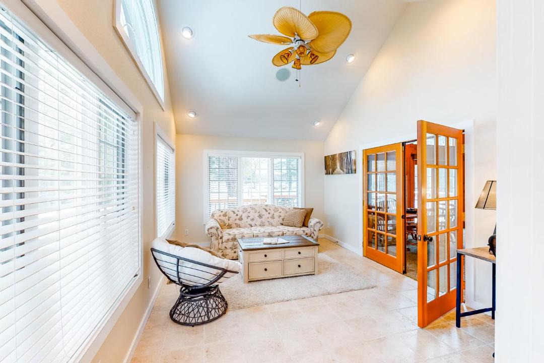 Photo of Livingroom in Eagle River