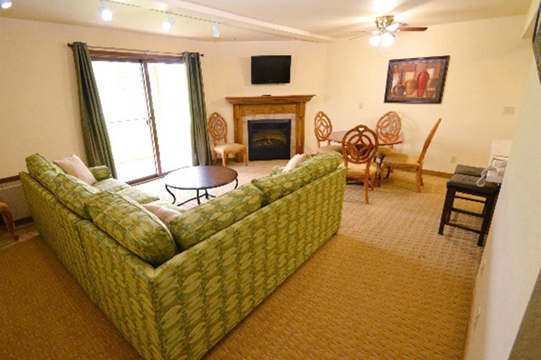 Photo of Livingroom in Mishicot