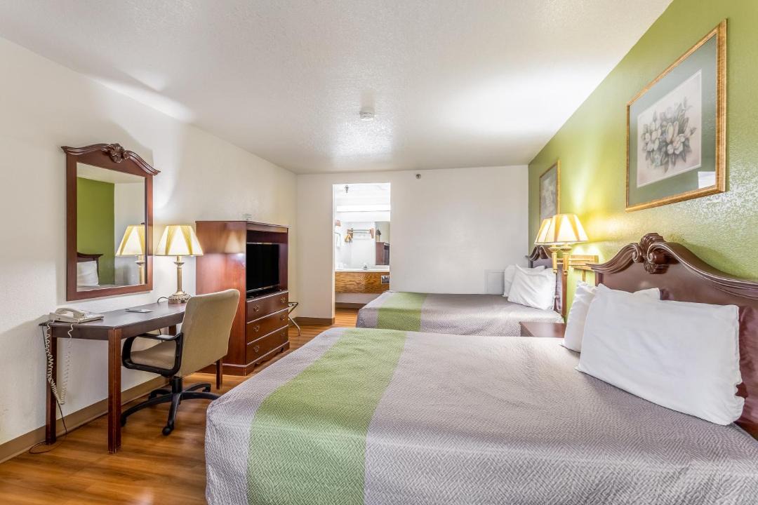Photo of Bedroom in Santa Rosa