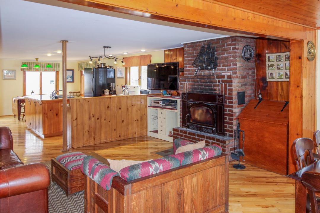 Photo of Livingroom in South Hero