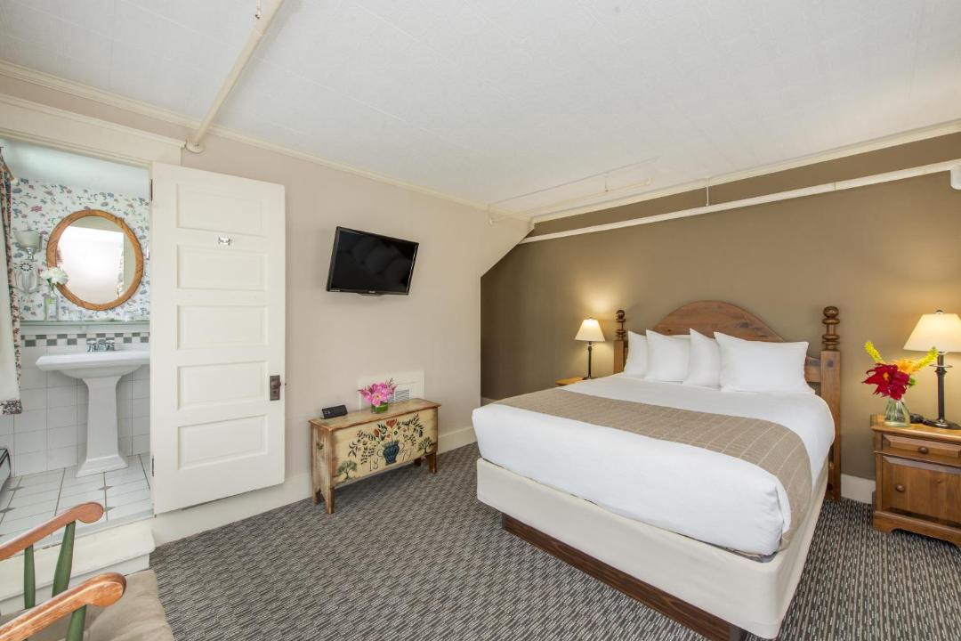 Photo of Bedroom in Jackson