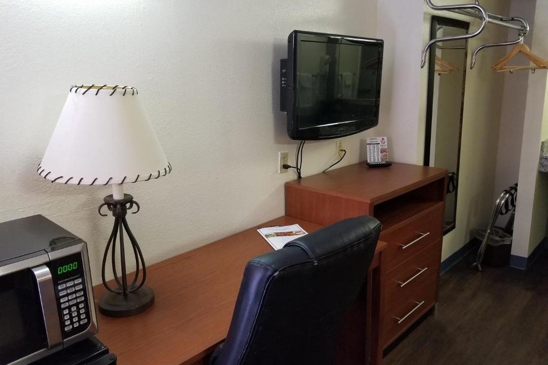 Photo of Livingroom in Westside