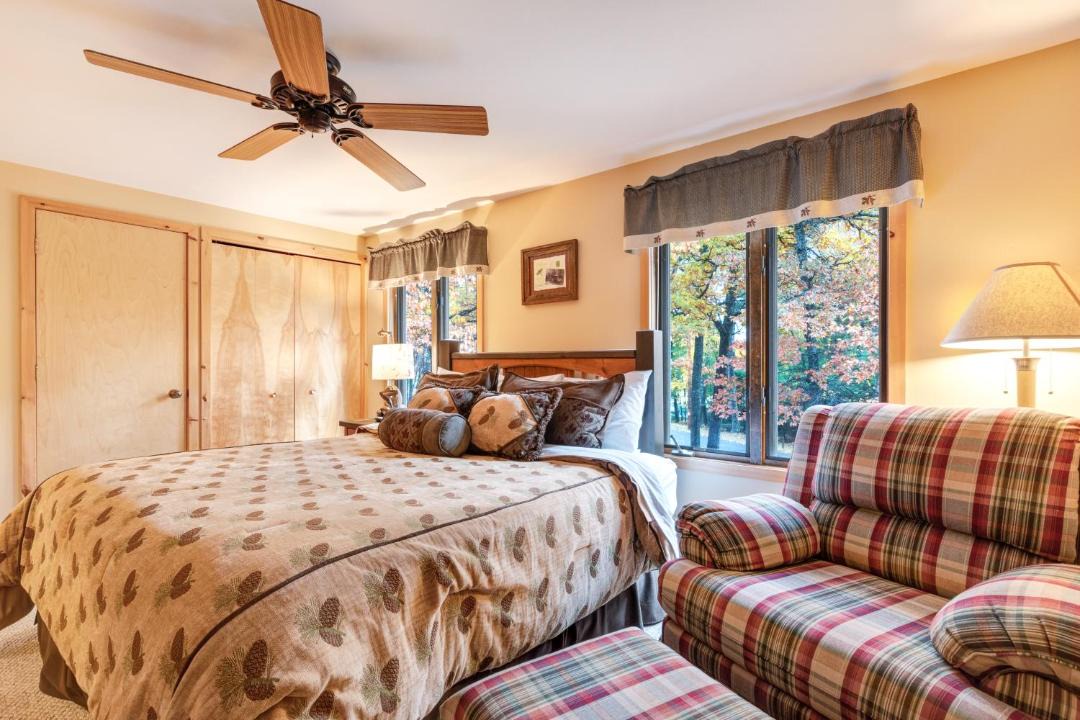 Photo of Bedroom in Eagle River