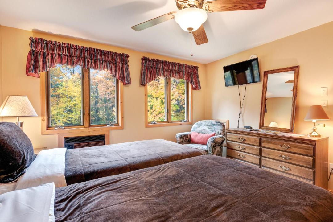 Photo of Bedroom in Eagle River