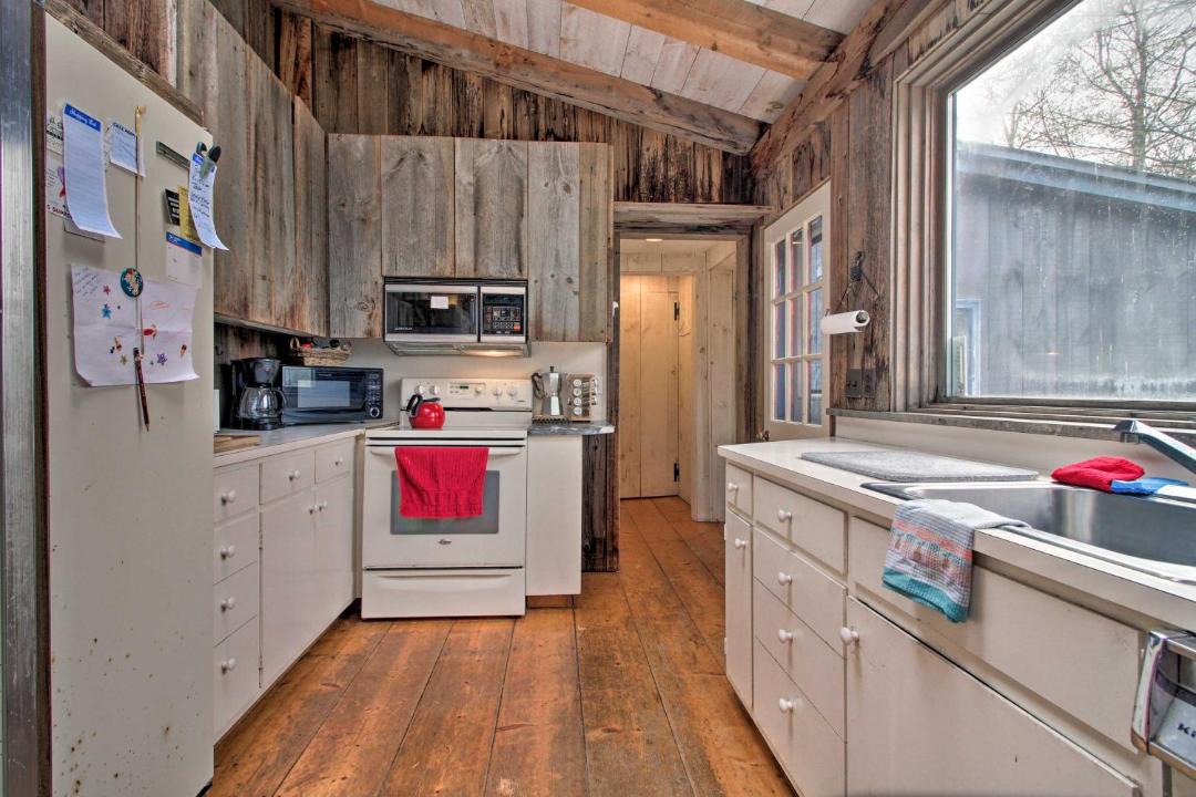 Photo of Kitchen in Londonderry