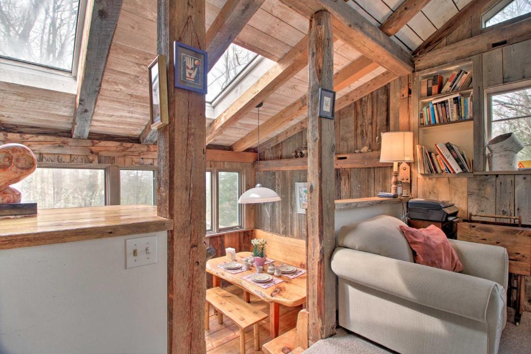 Photo of Livingroom in Londonderry