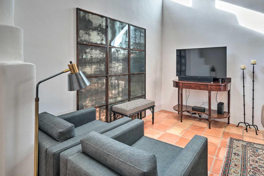 Photo of Livingroom in Downtown Santa Fe
