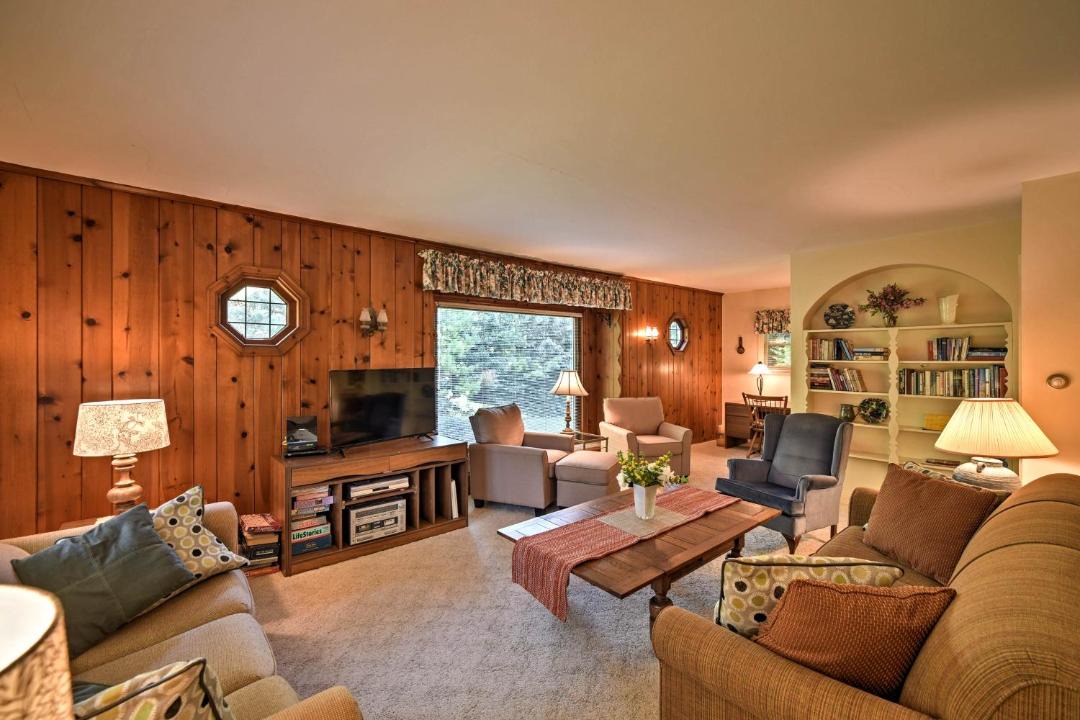 Photo of Livingroom in Fish Creek