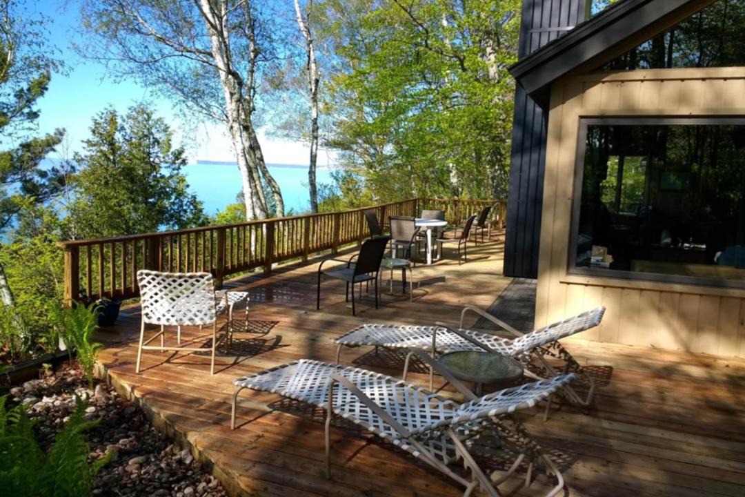 Photo of Patio Balcony in Lake Township
