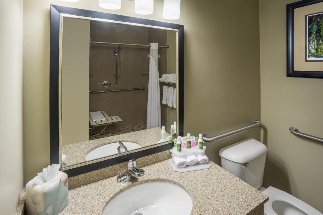 Photo of Bathroom in Woodbury