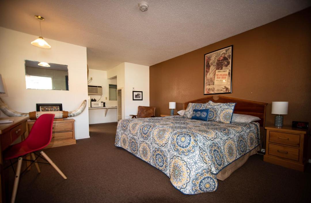 Photo of Bedroom in Raton
