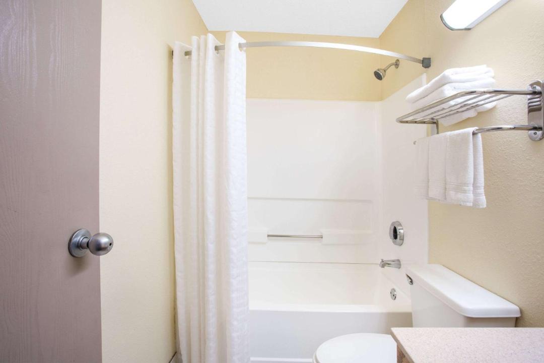 Photo of Bathroom in Lewisburg