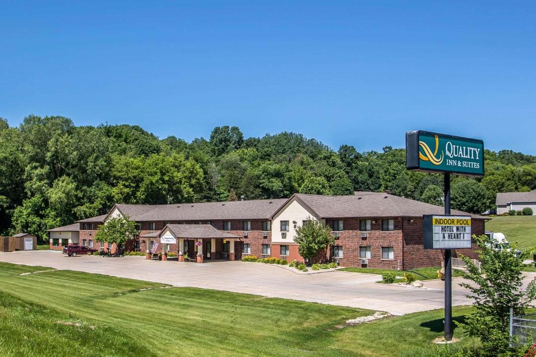 Photo of Buildings in Decorah