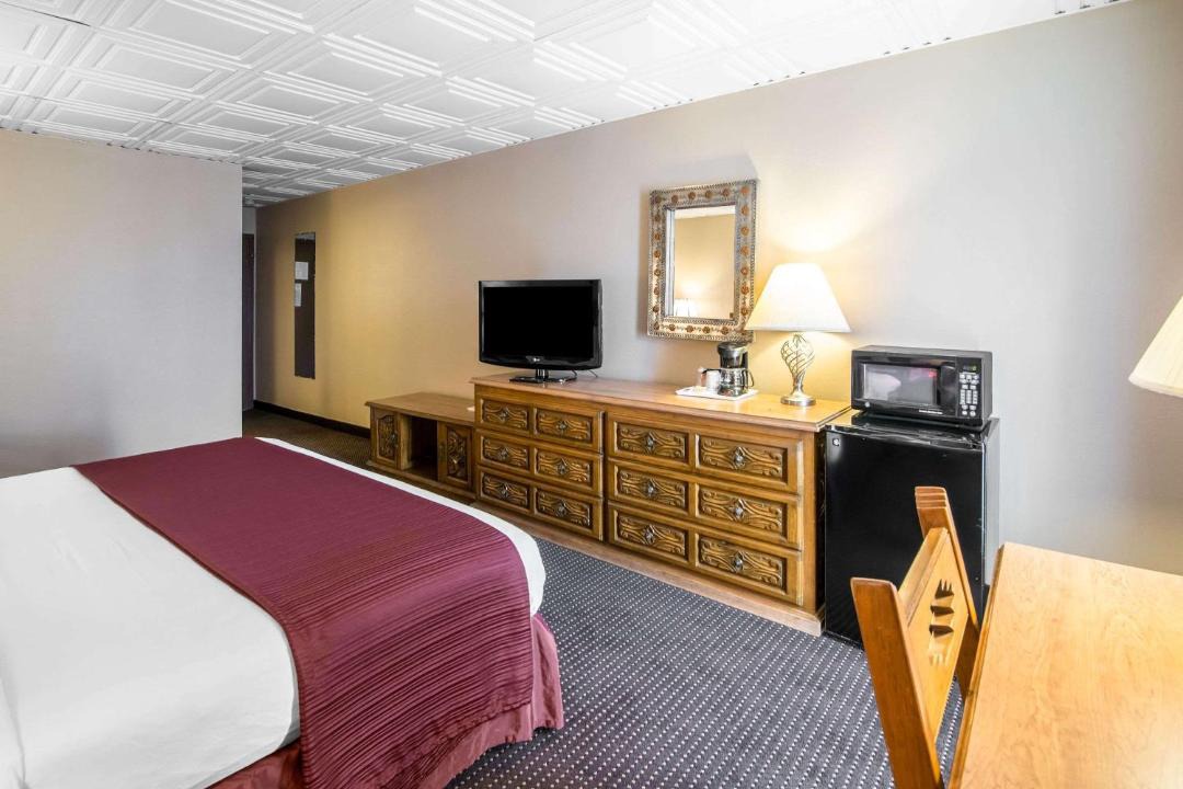 Photo of Bedroom in Taos