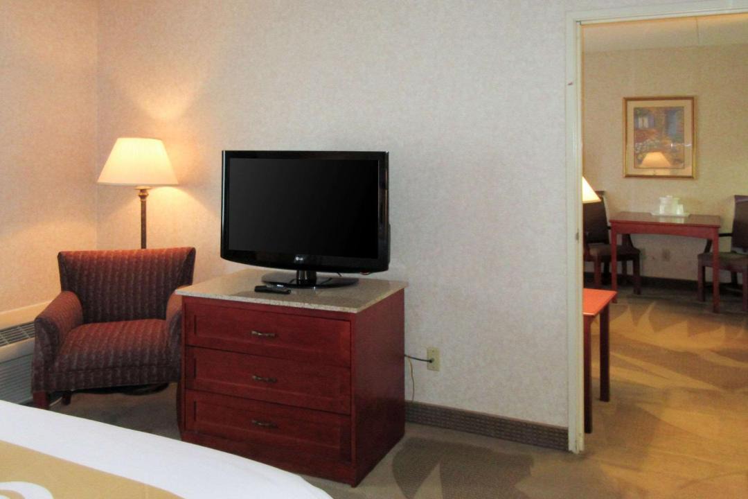 Photo of Livingroom in Broadbent Business Park