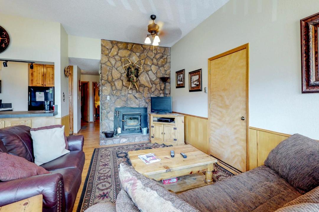 Photo of Livingroom in Angel Fire