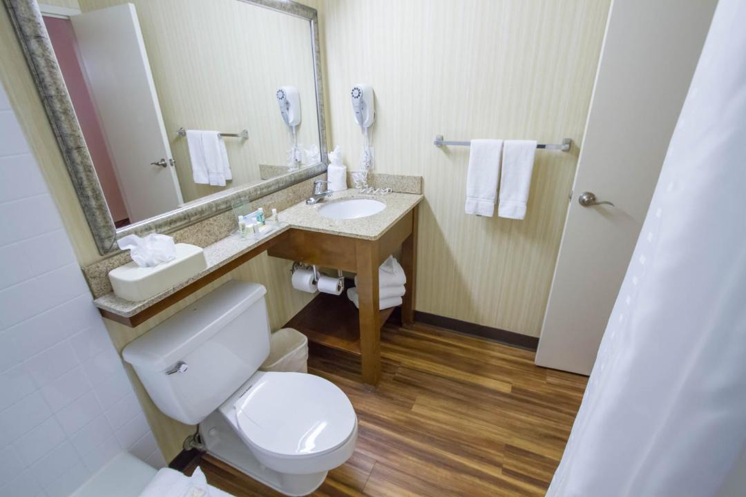 Photo of Bathroom in West Bloomington