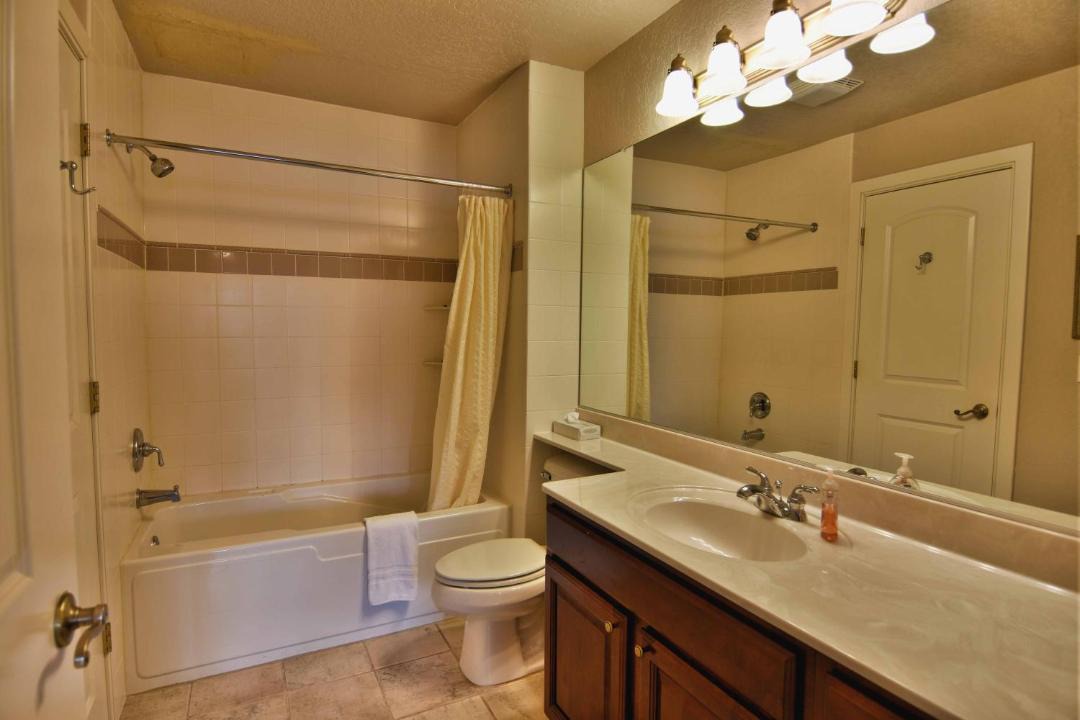 Photo of Bathroom in Birchwood