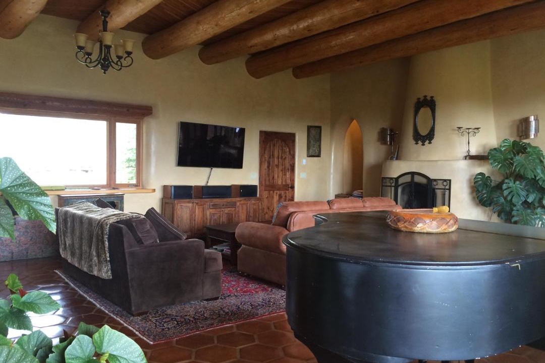 Photo of Livingroom in Valdez