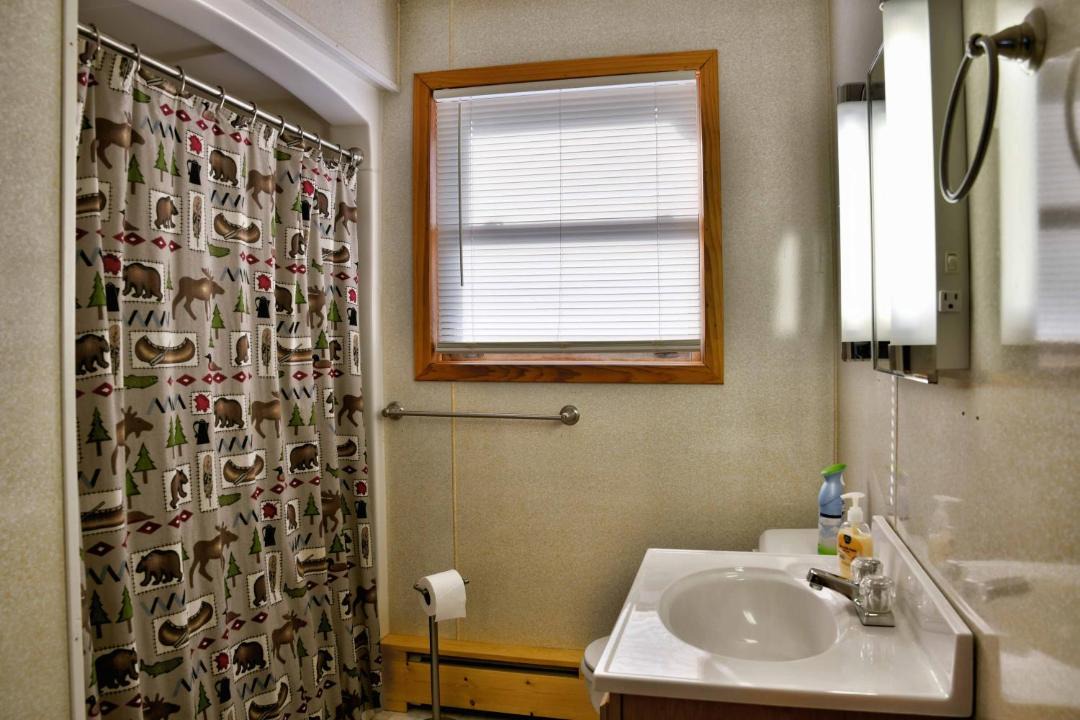 Photo of Bathroom in Cable