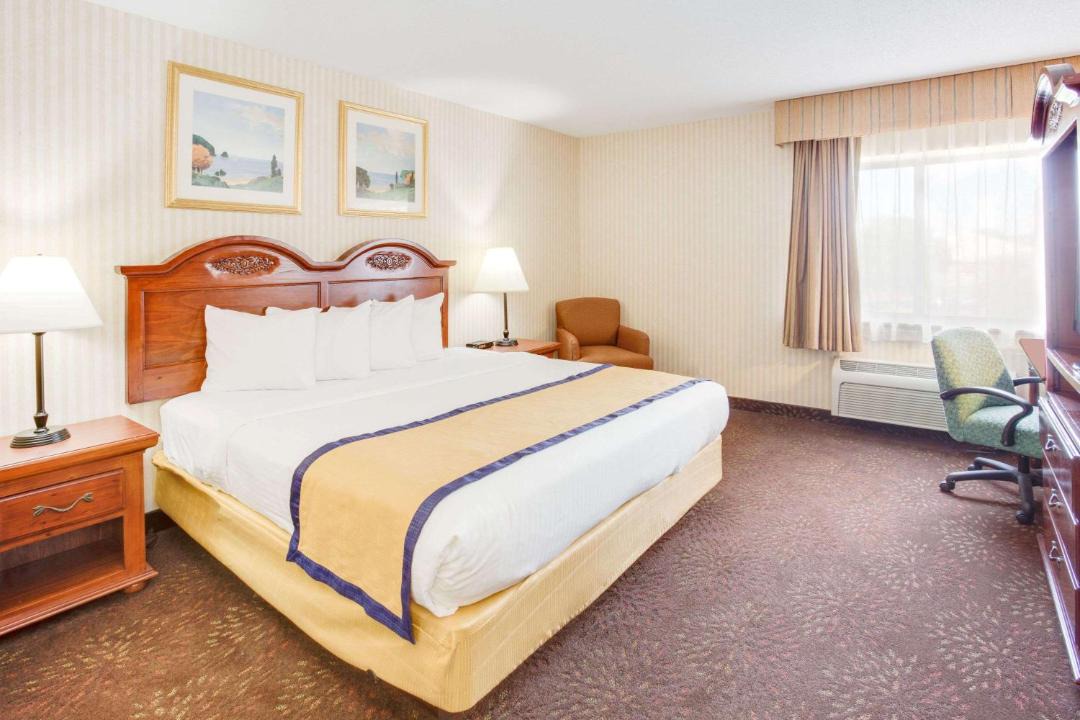 Photo of Bedroom in Kalamazoo
