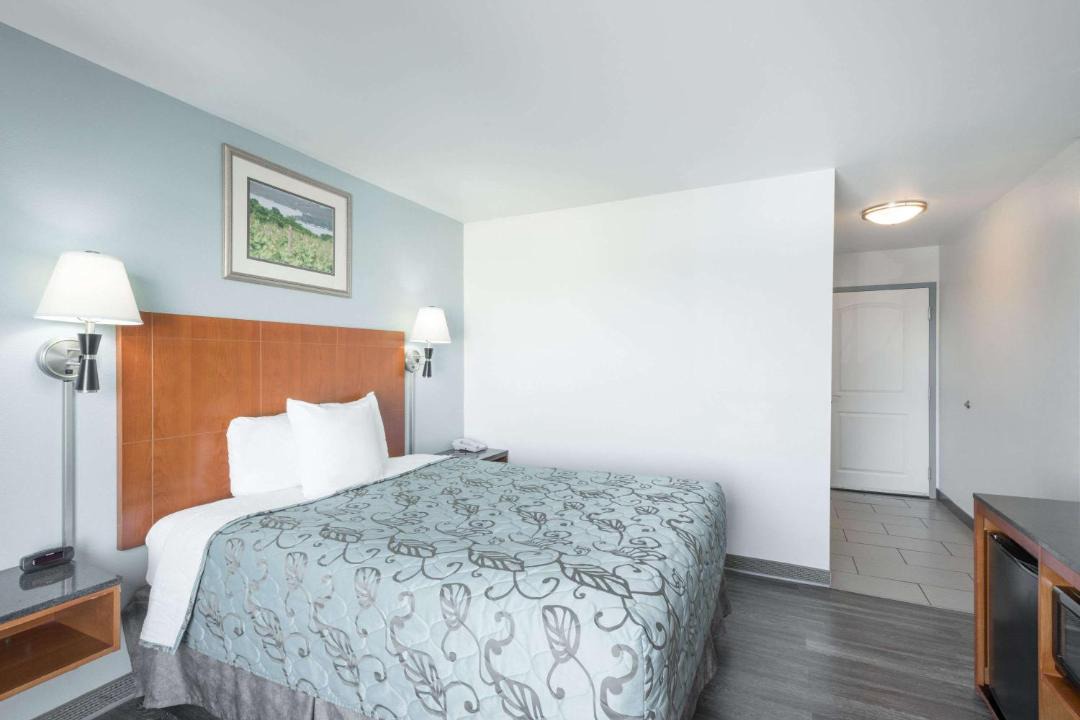 Photo of Bedroom in Evans Mills