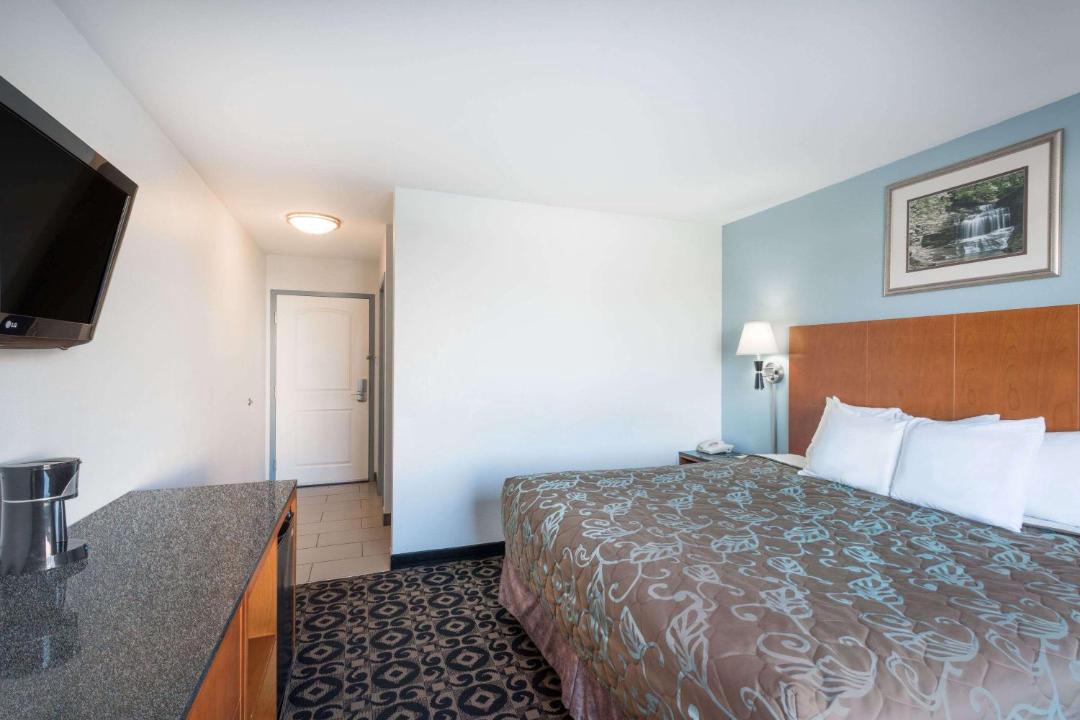 Photo of Bedroom in Evans Mills