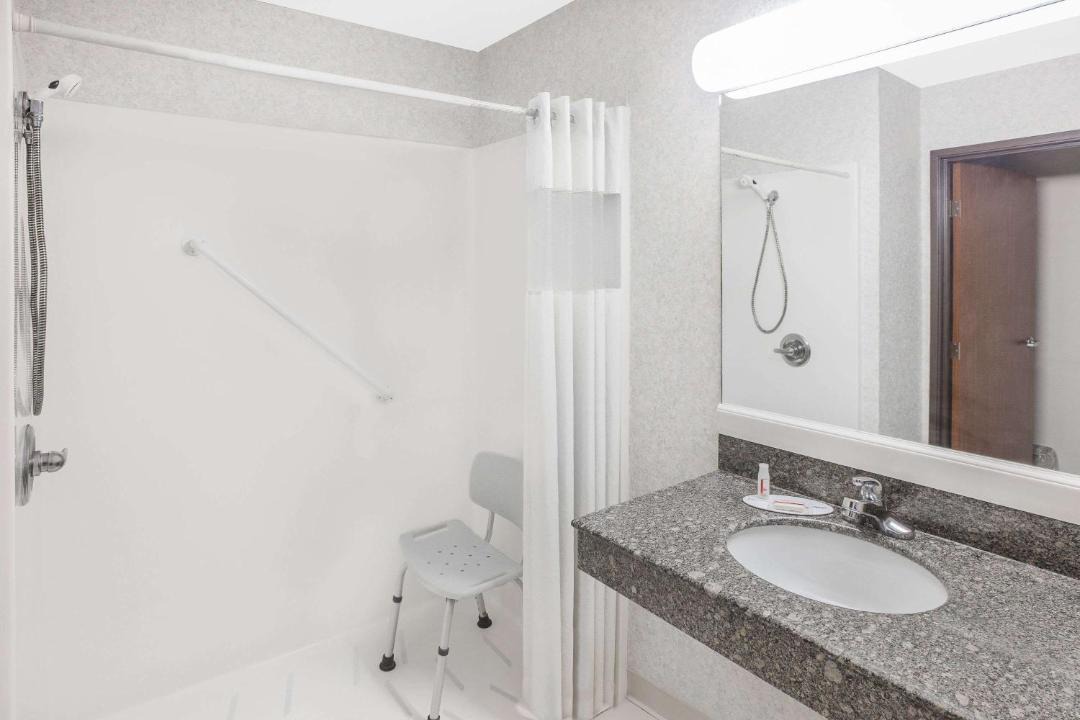 Photo of Bathroom in Brinkley