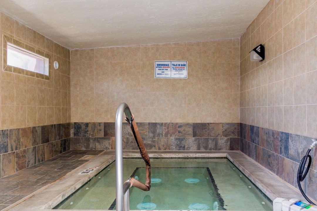 Photo of Bathroom in Alamosa
