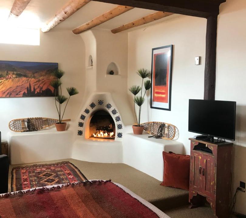 Photo of Livingroom in Taos