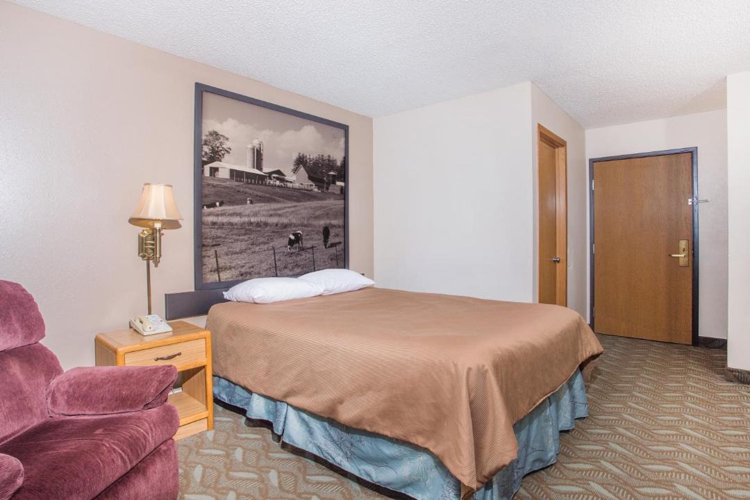 Photo of Bedroom in Monroe