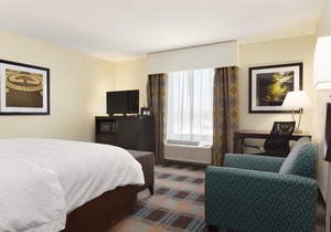 Hampton Inn Fairmont