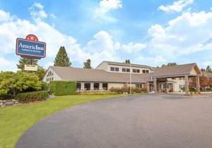 AmericInn by Wyndham Rhinelander