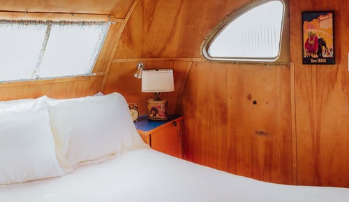Room (Rosie 33' 1950 Spartan Mansion)