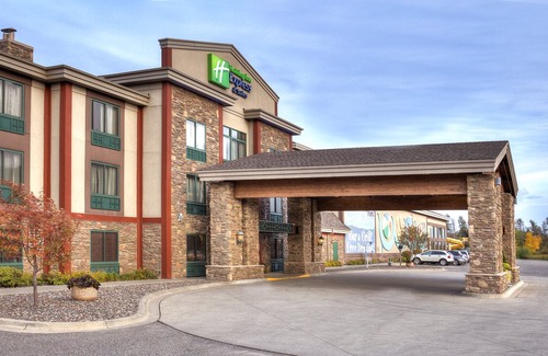 Brainerd Hotel | Holiday Inn Express Hotel & Suites Brainerd-Baxter, an Ihg Hotel