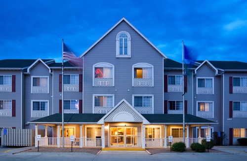 Owatonna Hotel | Country Inn & Suites by Radisson, Owatonna, MN
