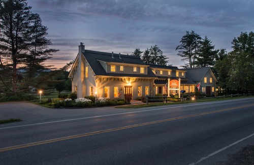 Stowe Hotel | Brass Lantern Inn