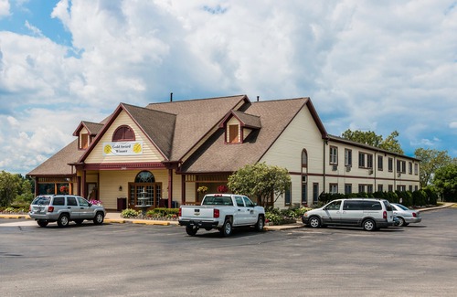Grand Rapids Hotel | Econo Lodge Inn & Suites