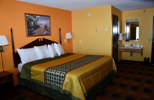 Faribault Hotel | Regency Inn & Suites Faribault