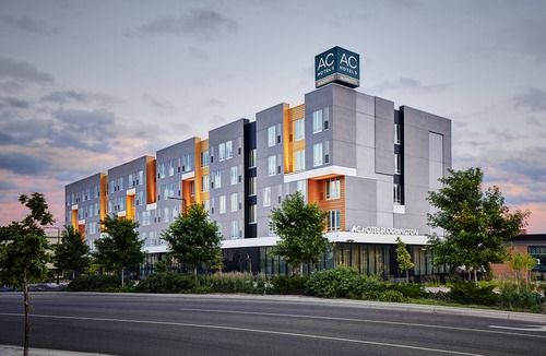 South Loop Hotel | AC Hotel by Marriott Bloomington Mall of America