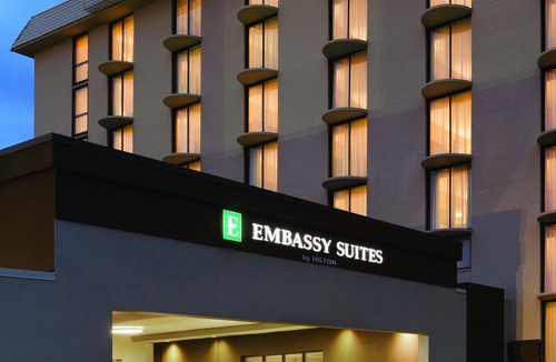 West Bloomington Hotel | Embassy Suites by Hilton Bloomington/Minneapolis