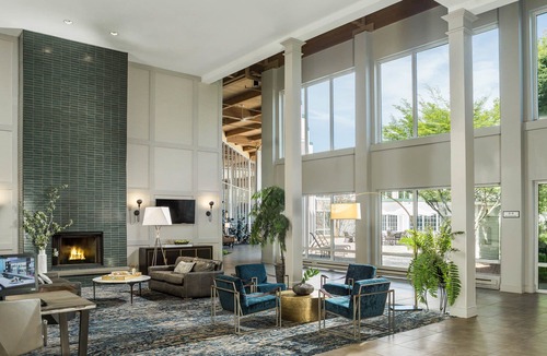Burlington Hotel | DoubleTree by Hilton Hotel Burlington Vermont